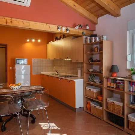 Orange 29 Rovigno